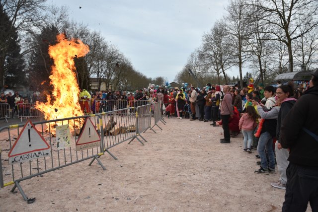 25-04-12-19H40-DSC_0877